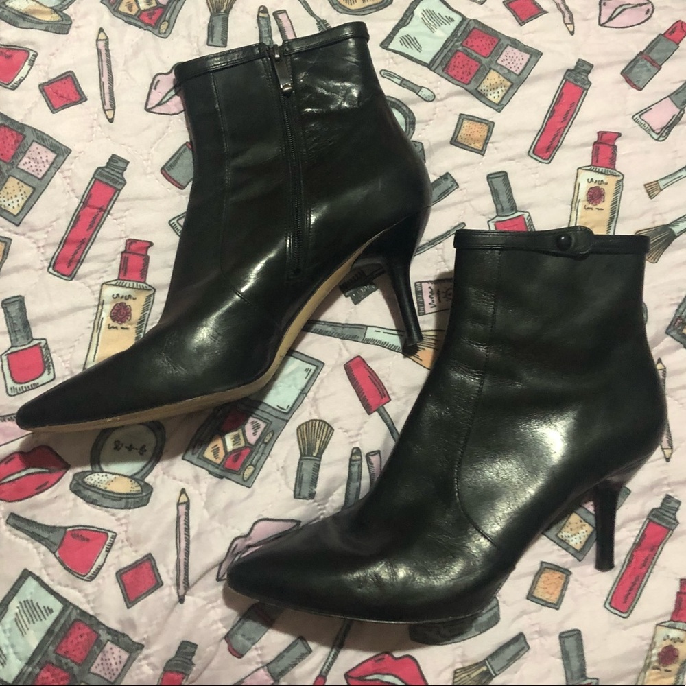 Vintage Via Spiga Italian Leather heel booties
